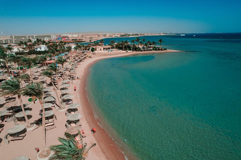 Golden Beach Resort 69