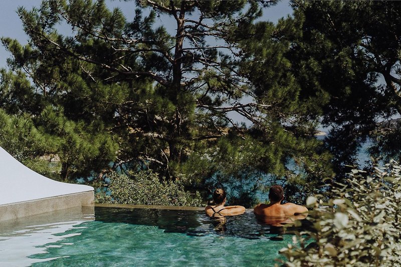 Minos Beach art hotel 7
