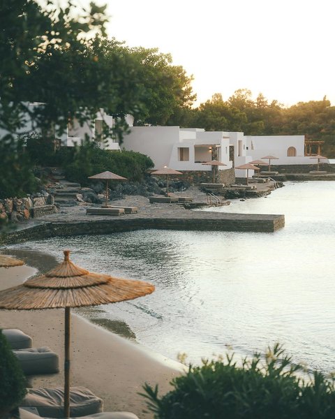 Minos Beach art hotel 11