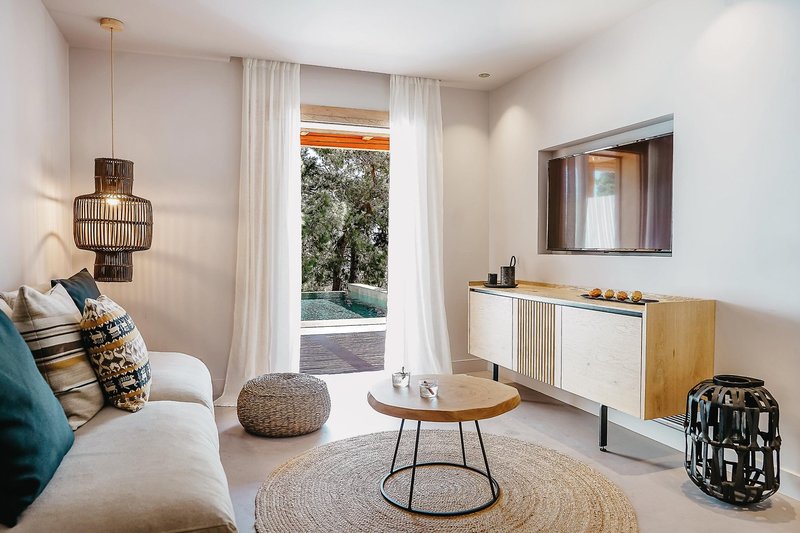 Minos Beach art hotel 34