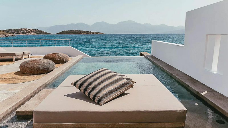 Minos Beach art hotel 36