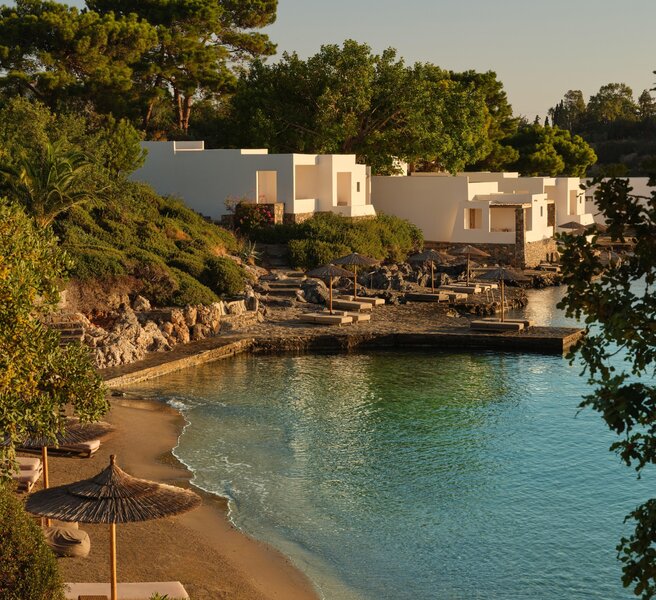 Minos Beach Art 11