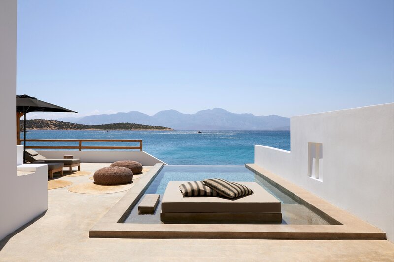 Minos Beach Art 15