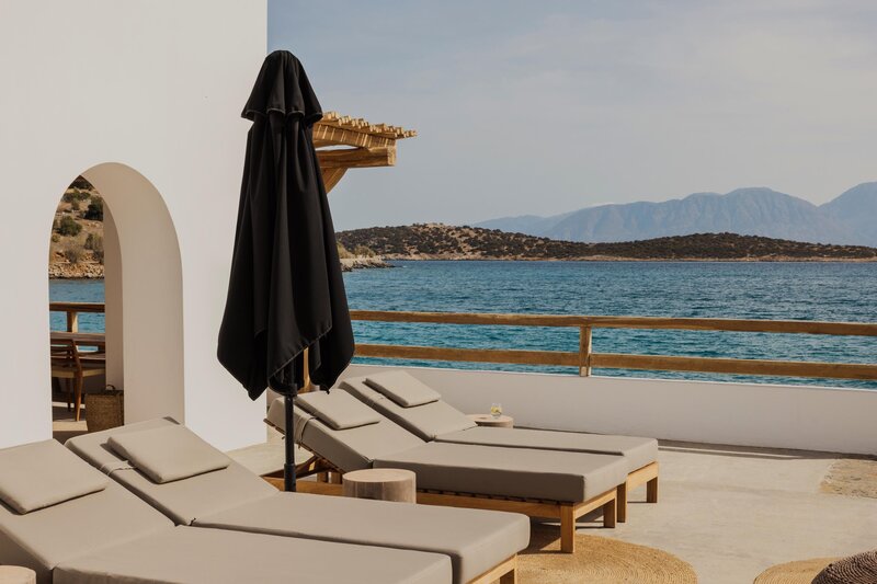 Minos Beach Art 64
