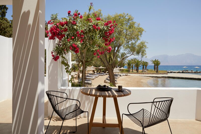 Minos Beach Art 86