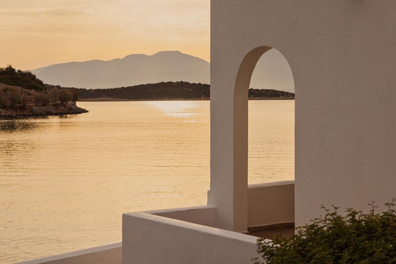 Minos Beach Art 87