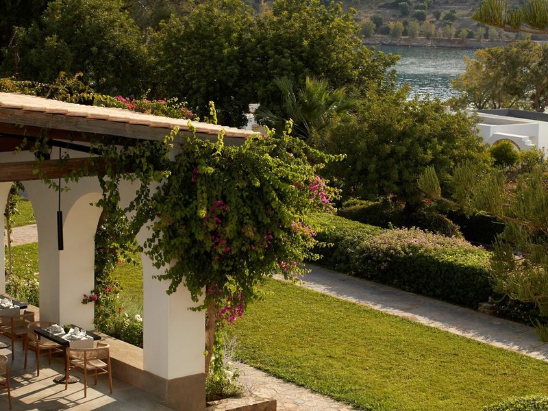 Minos Beach art hotel 9