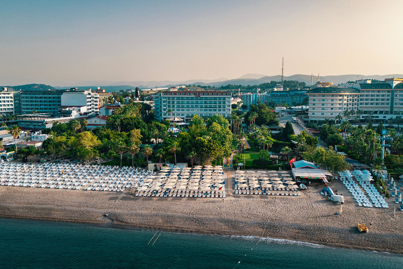 Lycus Beach 50