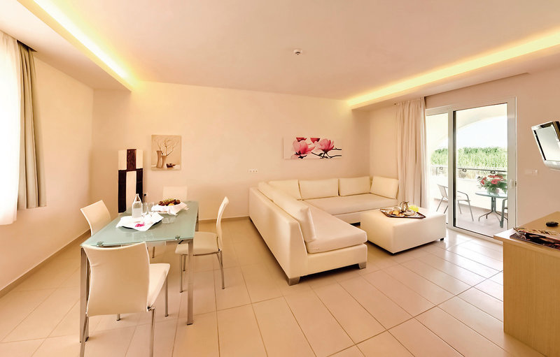 COOEE Afandou Bay & Suites 18