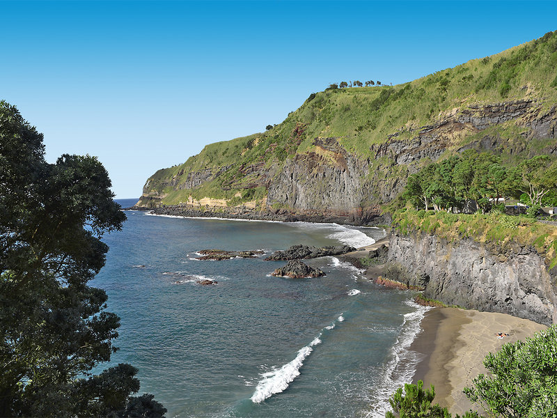 Caloura Hotel Resort 6