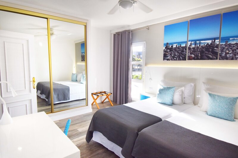 Coral Compostela Beach Golf 64