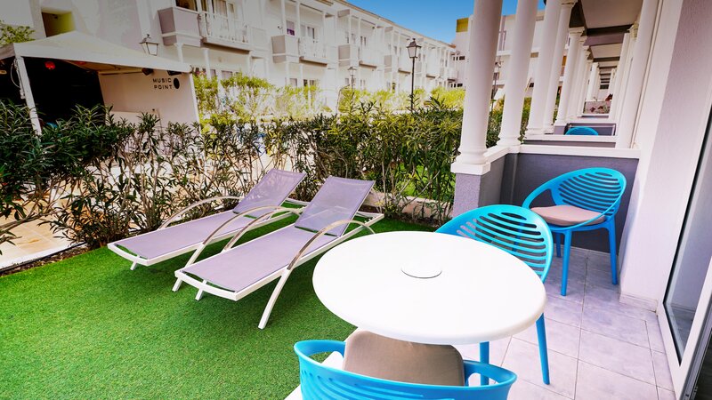 Coral Compostela Beach Golf 83