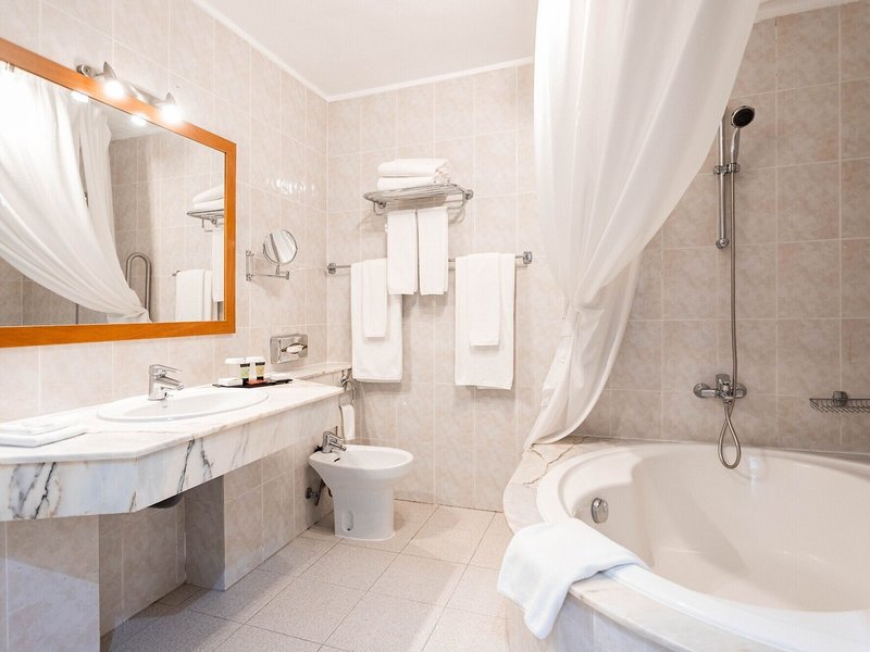 Ramada Residences by Wyndham Costa Adeje 35