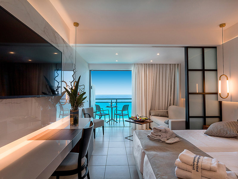 Calypso Beach 13 - Room Example