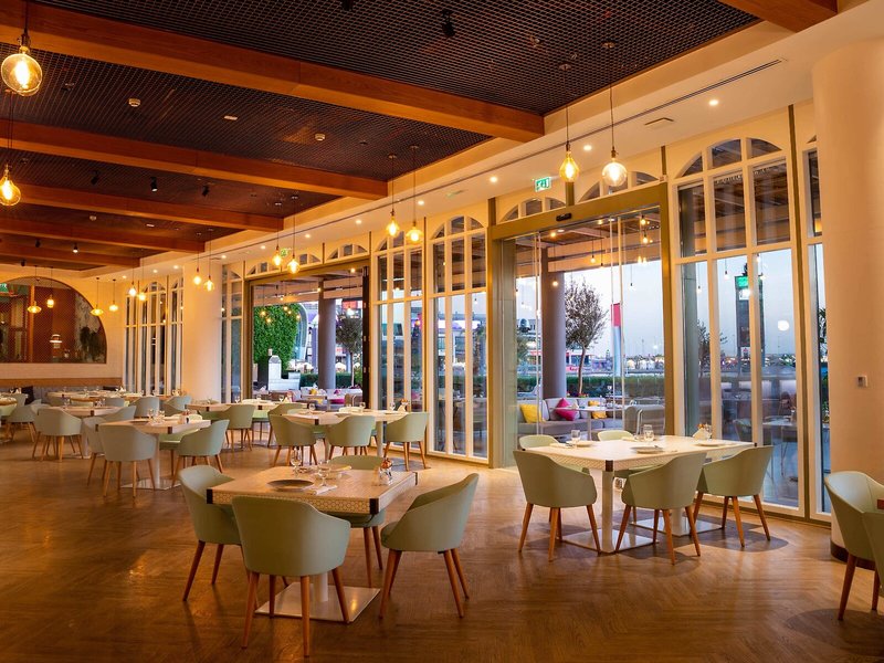 Intercontinental Dubai Festival City 27