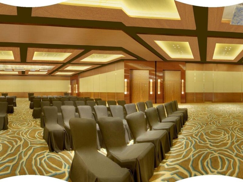 Intercontinental Dubai Festival City 42