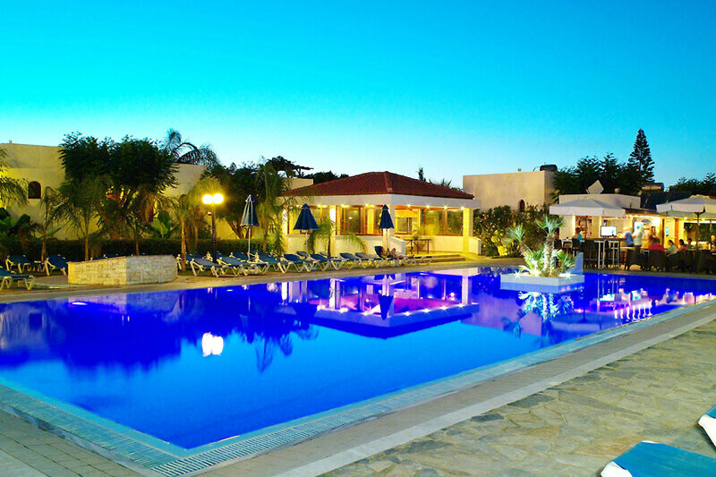 Camelot Royal Beds 1