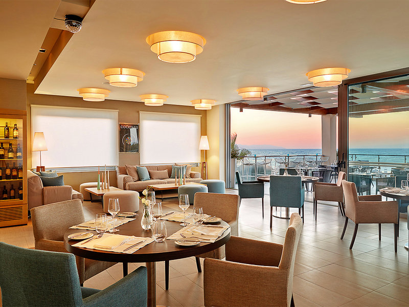 Minoa Palace Resort 13