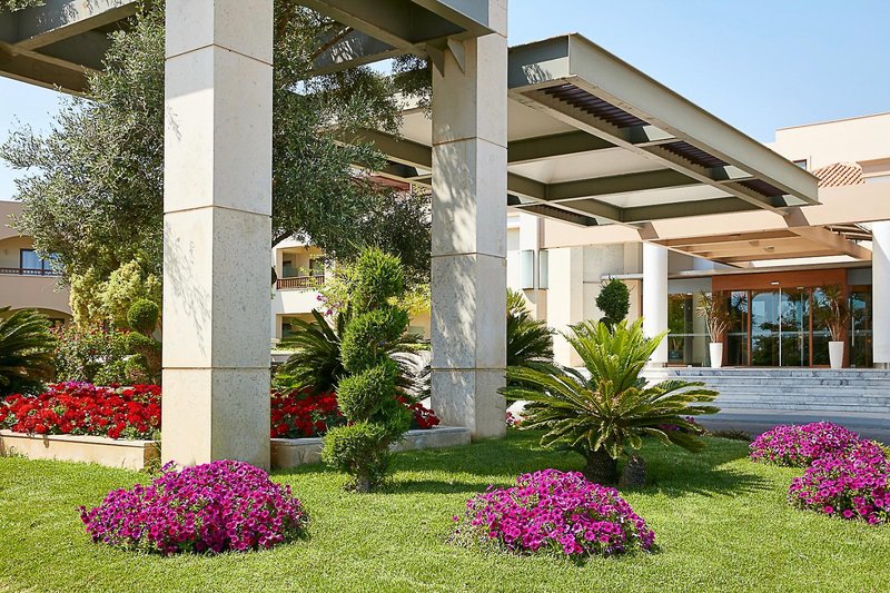Minoa Palace Resort 15