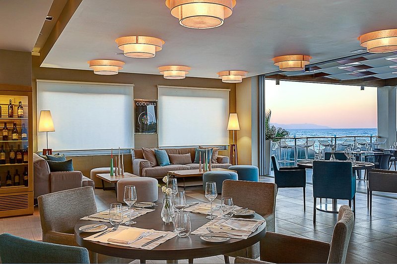 Minoa Palace Resort 19