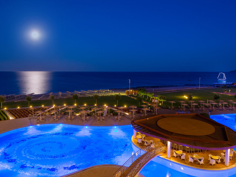 Elysium Resort & Spa 8