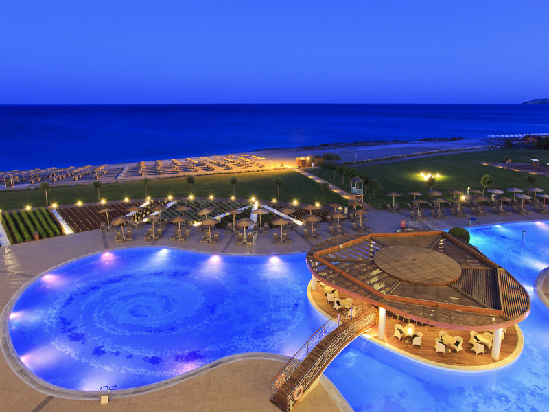 Elysium Resort & Spa 9