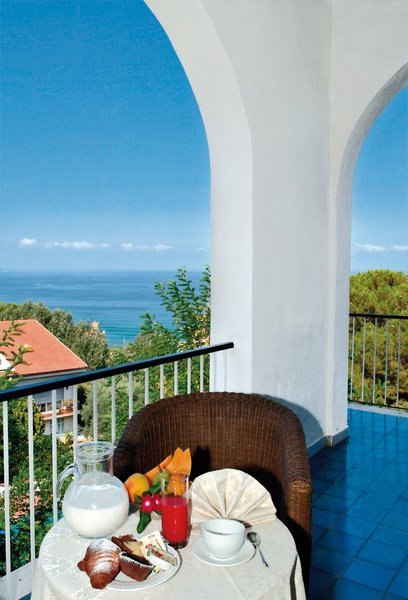 Garden Riviera 4