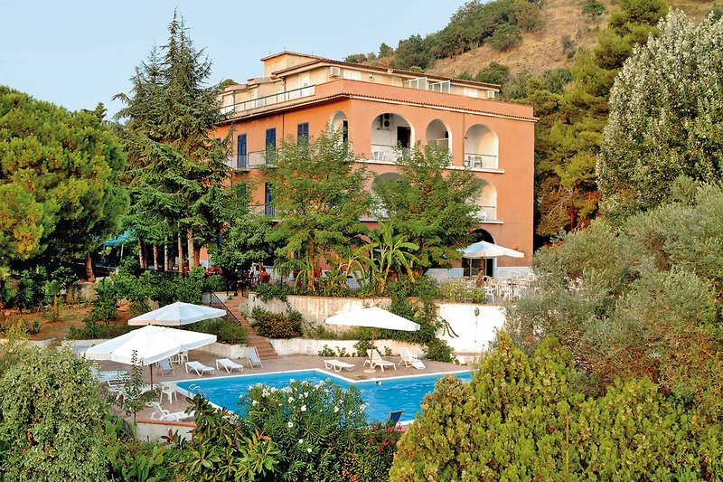 Garden Riviera 2