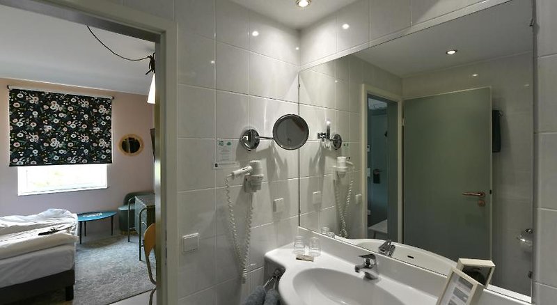 Hotel B!RGIT Berlin Mitte 3 - Bathroom Example