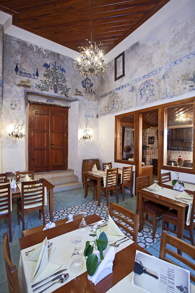 Mediterra Art Hotel 6