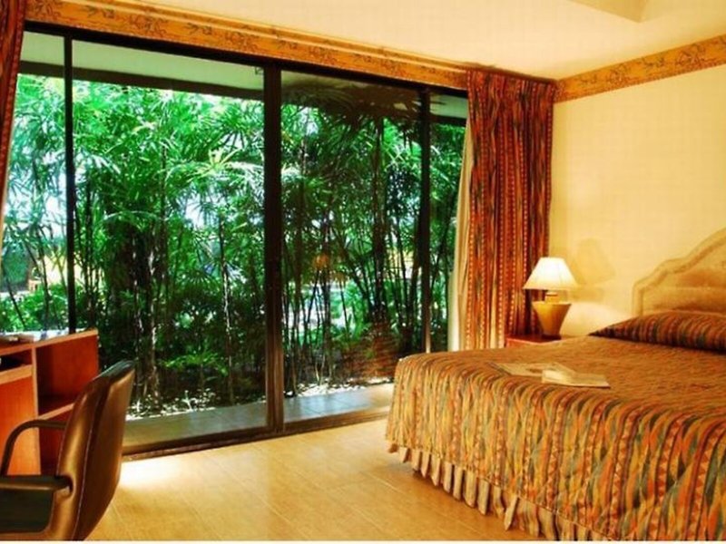 Nova Park Hotel & Apartments 35