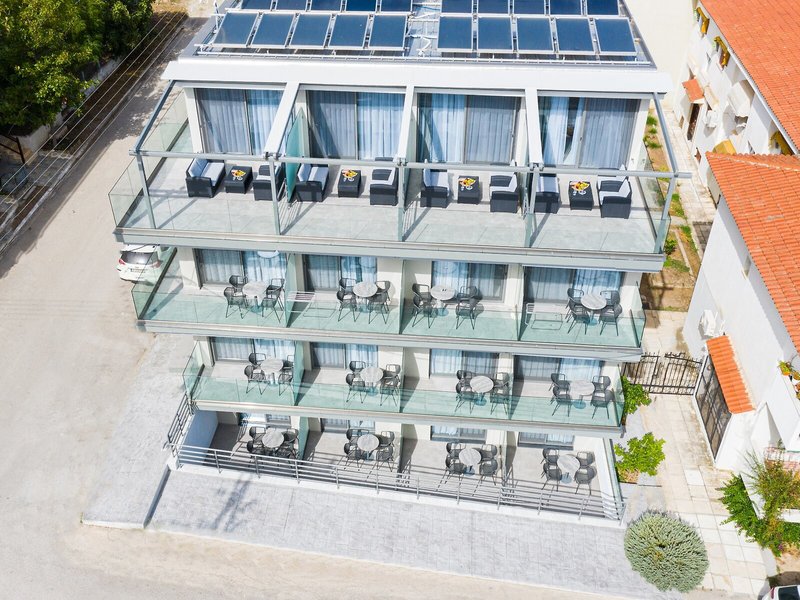 4-You Boutique Hotel 9 - Outdoor Pool