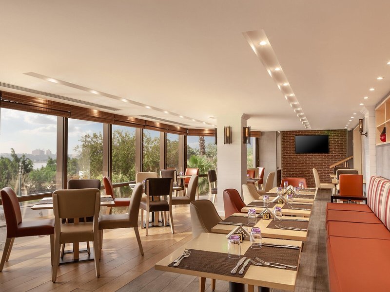 Holiday Inn Cairo Maadi 23
