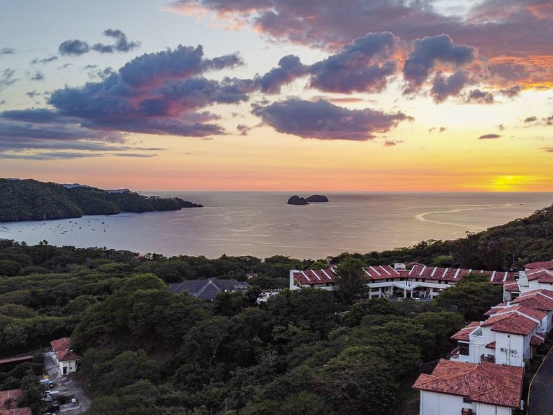 Villas Sol Hotel & Beach Resort 10