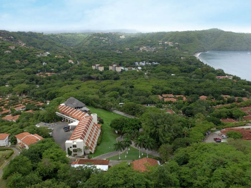 Villas Sol Hotel & Beach Resort 12