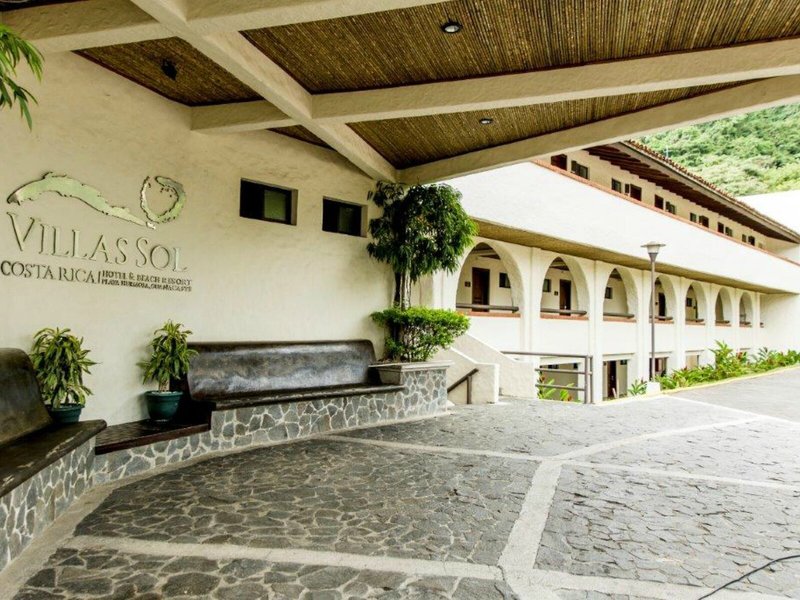 Villas Sol Hotel & Beach Resort 1