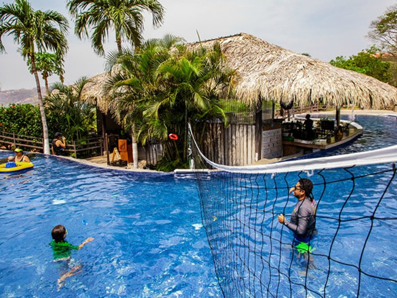 Villas Sol Hotel & Beach Resort 16