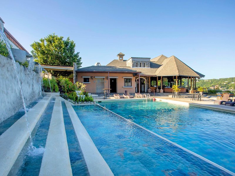 Villas Sol Hotel & Beach Resort 17