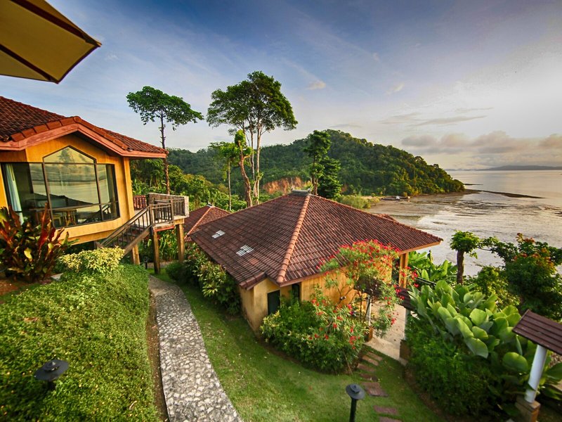Supalai Resort & Spa Phuket 1