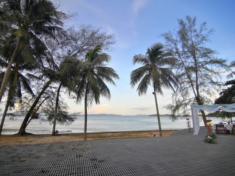 Supalai Resort & Spa Phuket 14