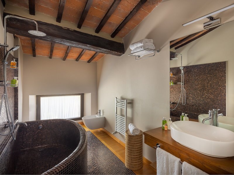 Precise Tale Poggio Alla Sala 41