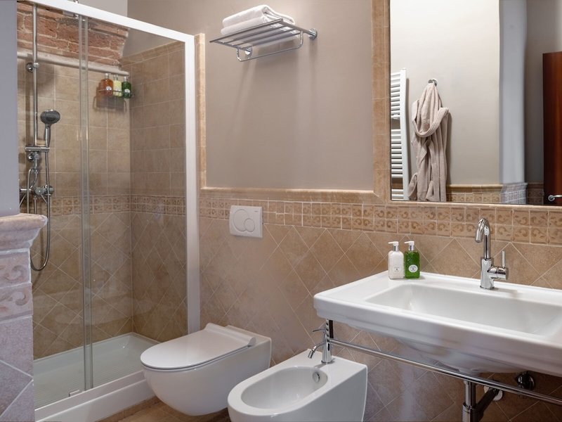 Precise Tale Poggio Alla Sala 42