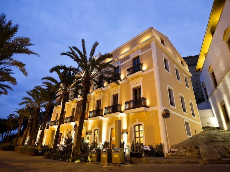 Mirador de Dalt Vila 1