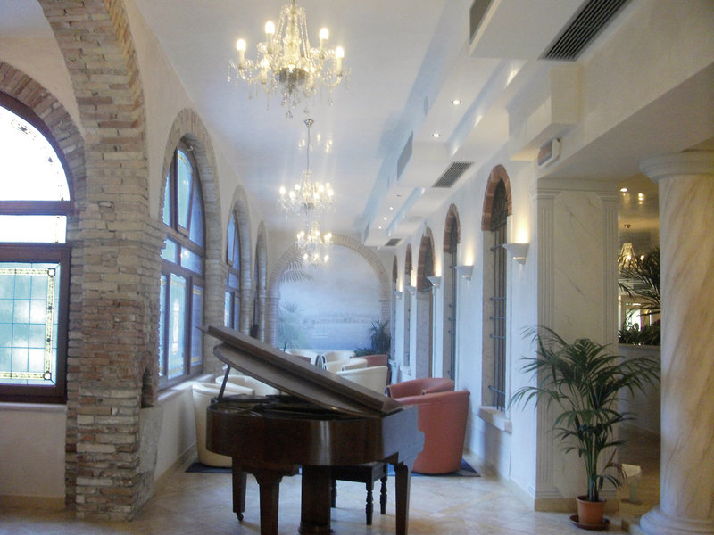 Hotel Antico Monastero 11