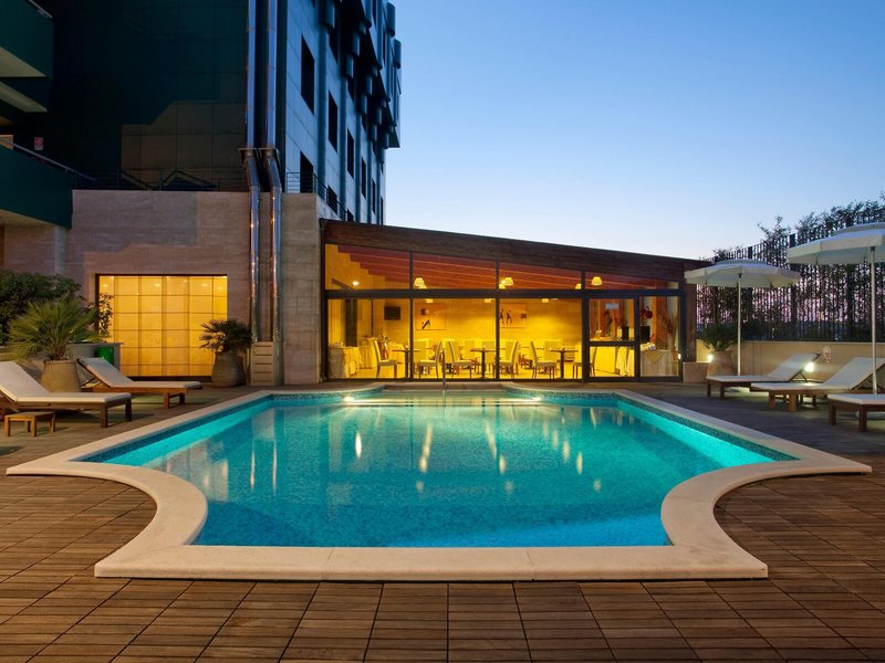 Holiday Inn Cagliari 3