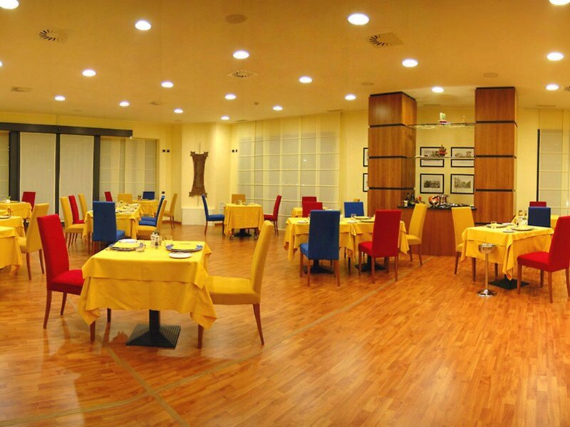 Holiday Inn Cagliari 11