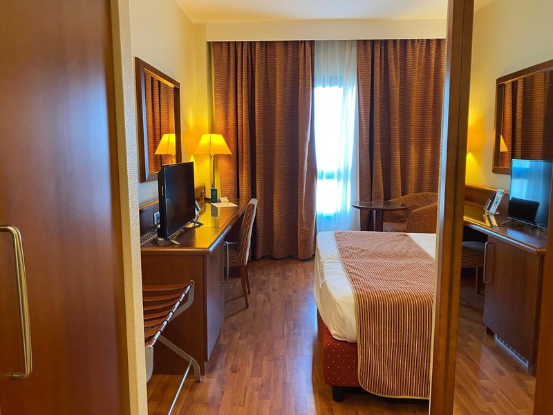 Holiday Inn Cagliari 15