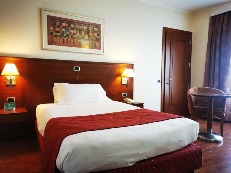 Holiday Inn Cagliari 21