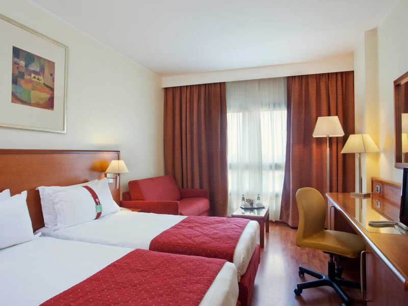 Holiday Inn Cagliari 22