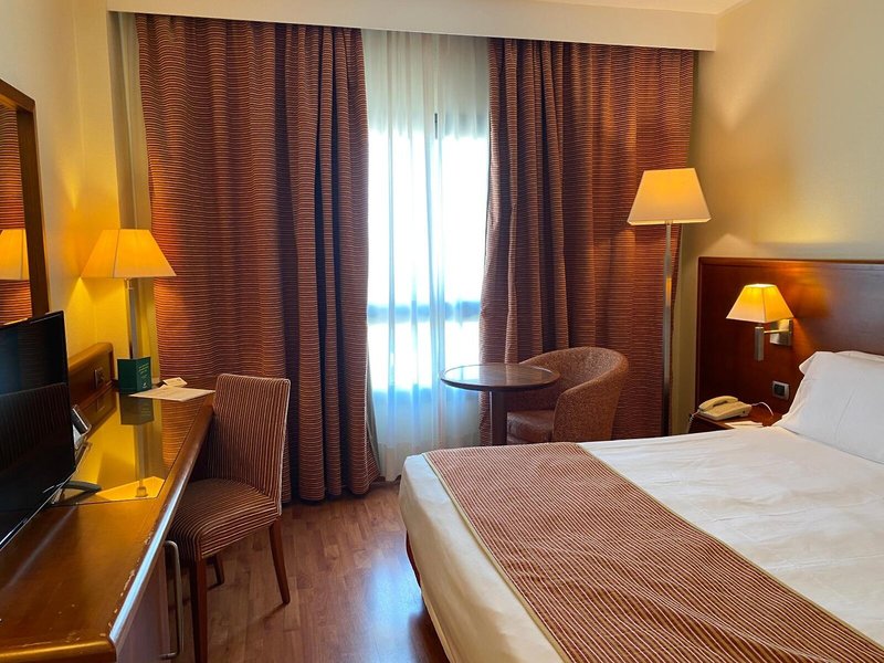 Holiday Inn Cagliari 24